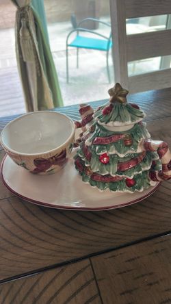 Christmas mug and tea pot set