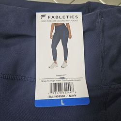 Woman's Fabletics Leggings 