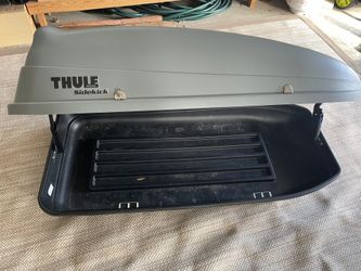 Thule SideKick Rooftop Cargo Box