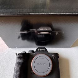 Sony A7 IV