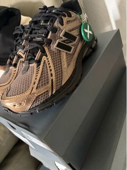 New Balance 1906R Size 9