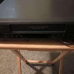 Panasonic 4 Head Hi-fi Stereo VCR 