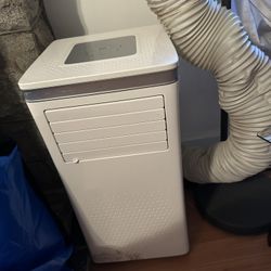 Portable Indoor Air Conditioner + Vent