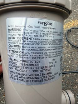 Swimming pool filter pump