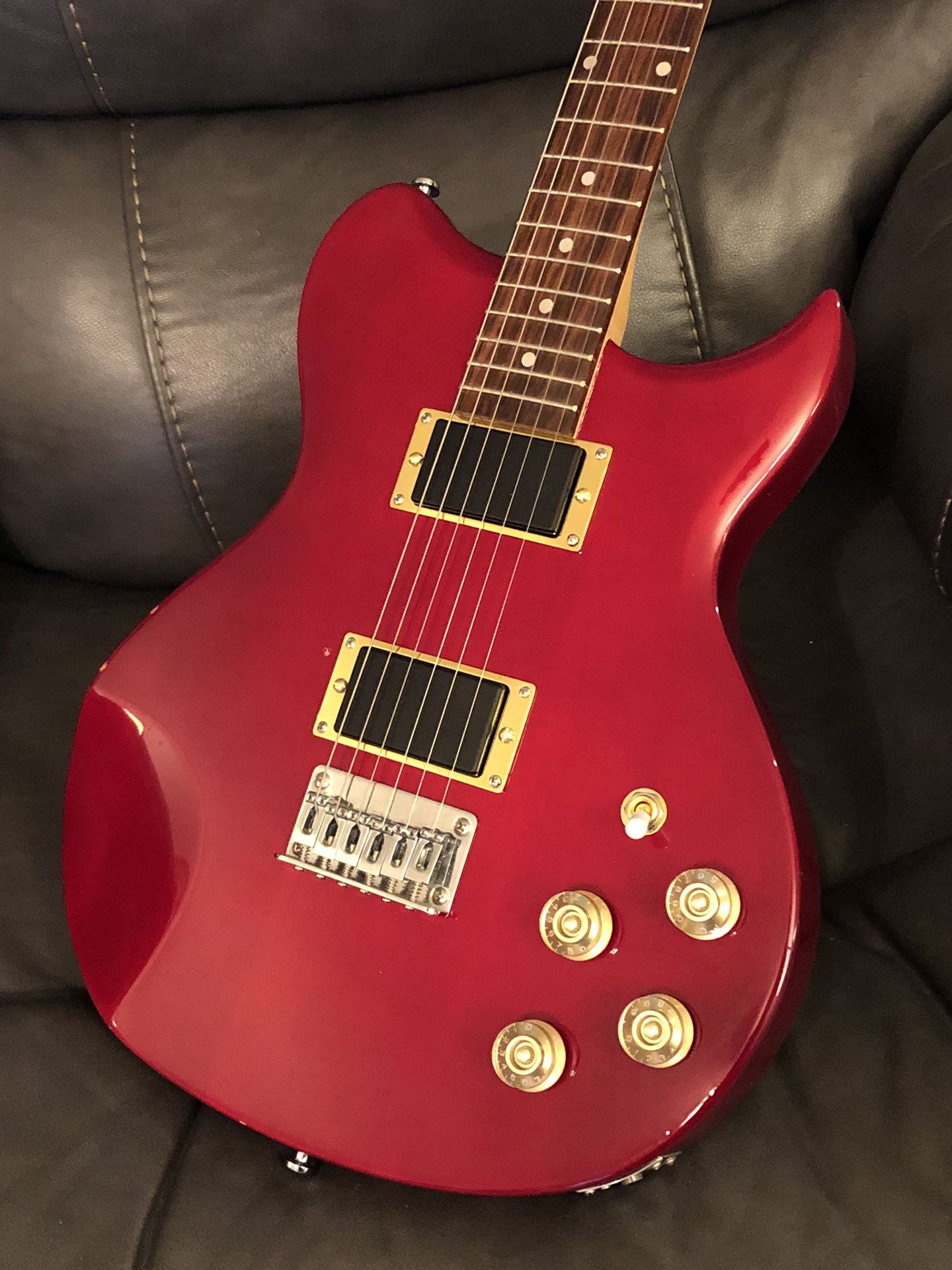 Washburn Lyon Electric Guitar