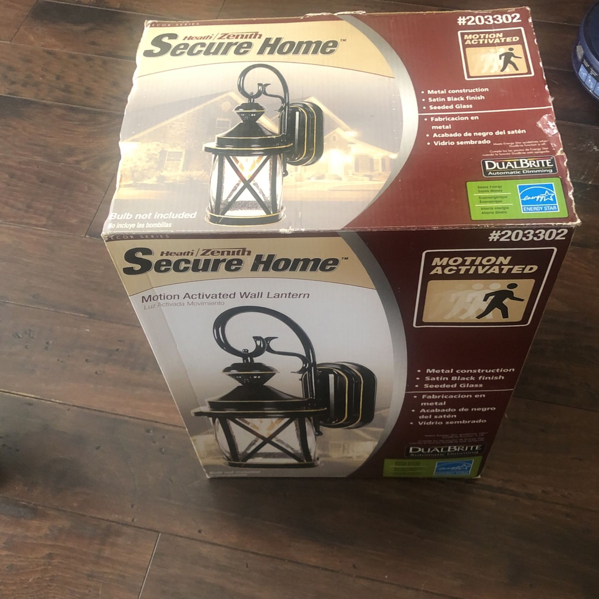 Outdoor Lights, Motion Activated, New