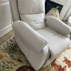 Free ￼Rocking Chair