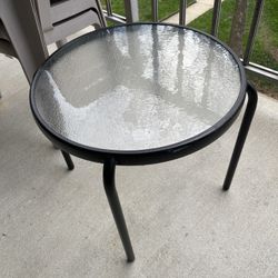 Like New Tempered Glass Rust Proof Outdoor/Indoor Coffee Table