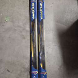 26-in Goodyear Windshield Wipers Set
