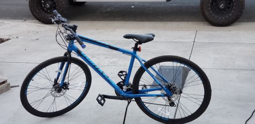 Schwinn Volare 1200 700C Road Bike