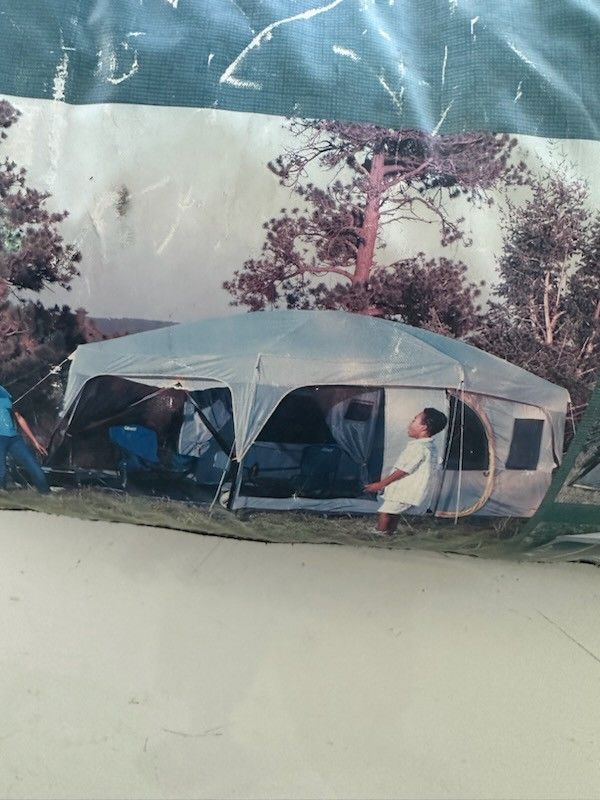 10 Person Coleman Tent Used Once
