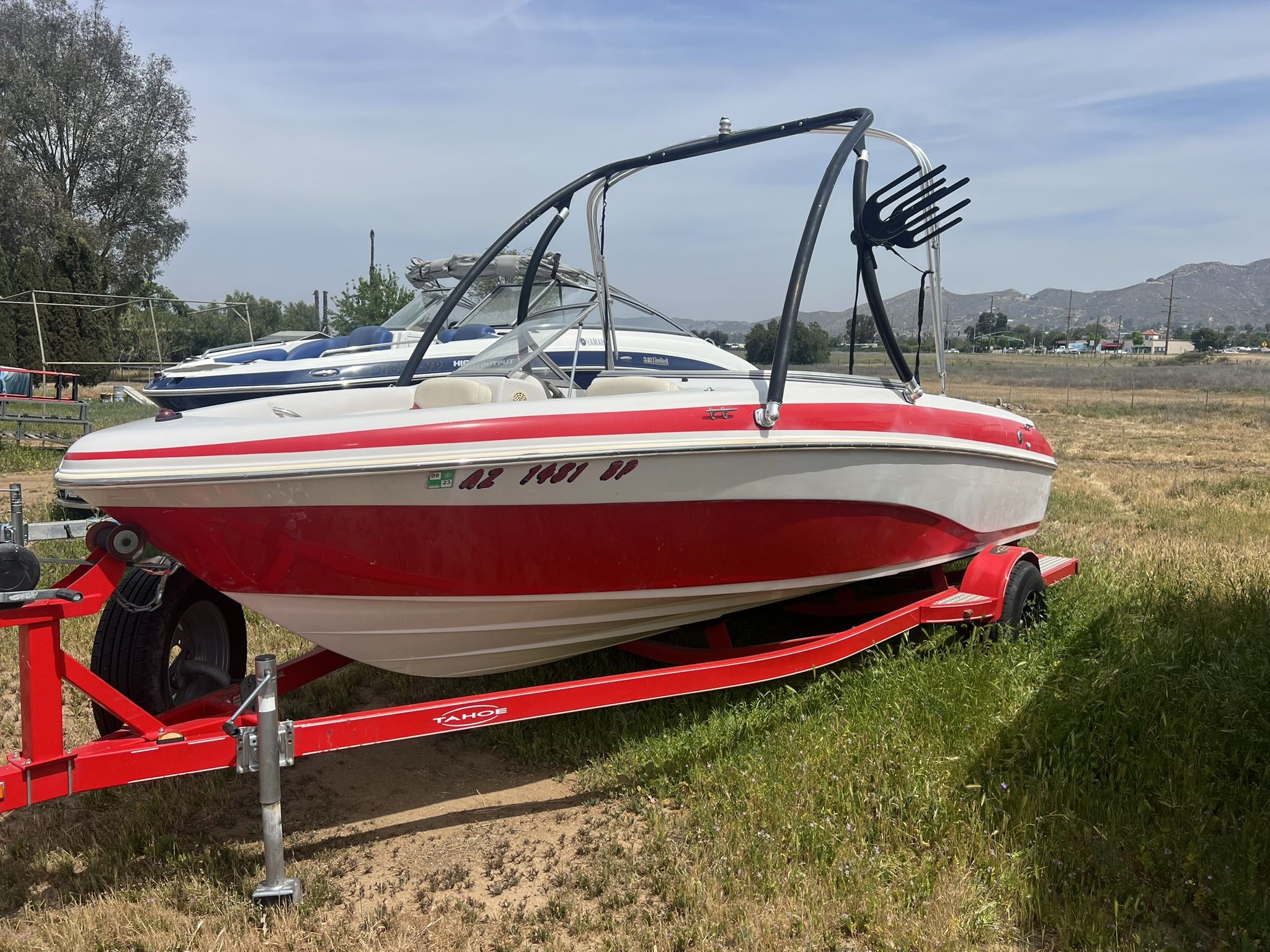 2006 Tahoe Q6 Boat