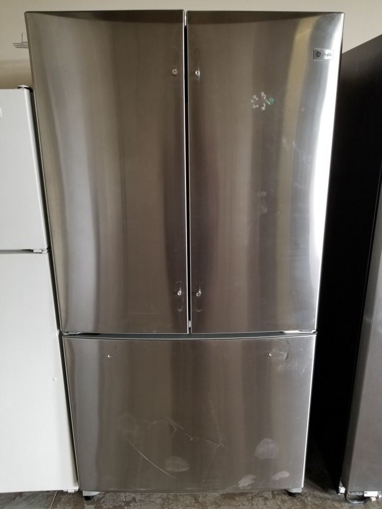 GE Stainless Steel Refrigerator