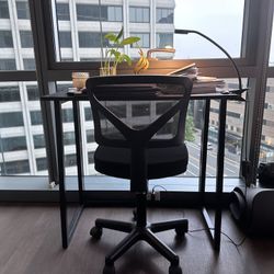 Foldable writing/computer desk + chair