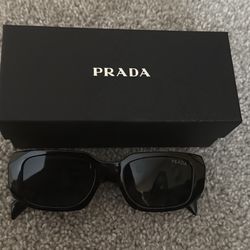 prada sunglasses 