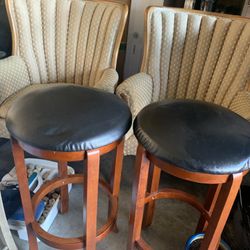 2 Chairs & 2 Bar Stools 