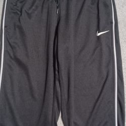 Women's Size Small Nike Capri Pants Workout Leggings Pockets 