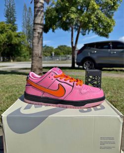 Nike SB Dunk Low  blossom Sneakers