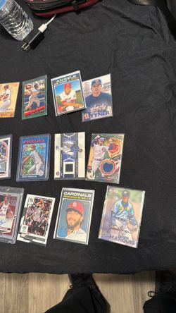 Mixed lot of autograph cards some patches