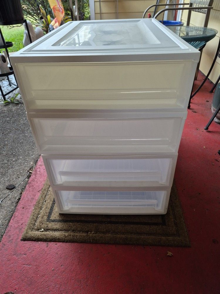 Nice Used Storage Dresser. For Dorm Or Office.