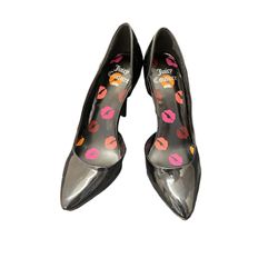 Women's Juicy Couture Glossy Black Pointed Toe High Heels Size 8. 4.25” Heel