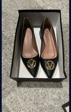 Valentino Shoes NEW size 6
