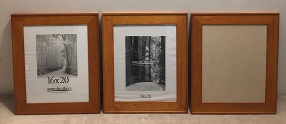 Three matching frames - new condition - $24
