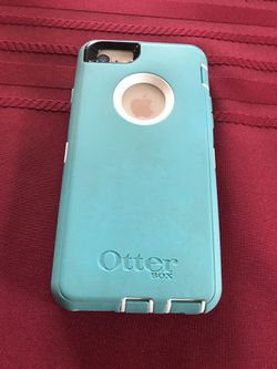 Otter box iPhone 6 case Defender series. Very strong case