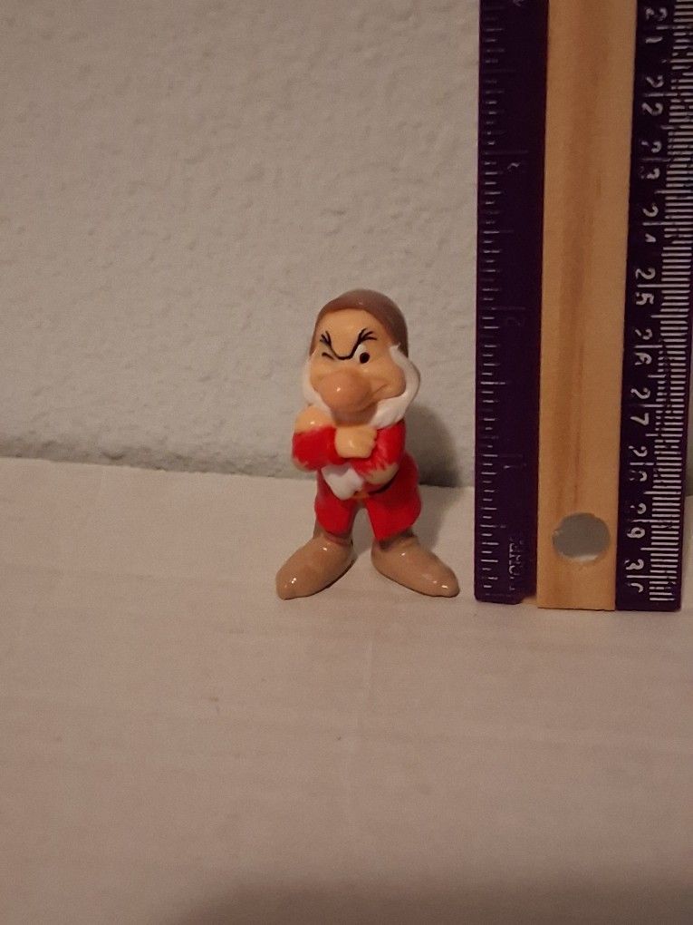 Vintage 1993 Snow White And The Seven Dwarfs Grumpy Action Figure
