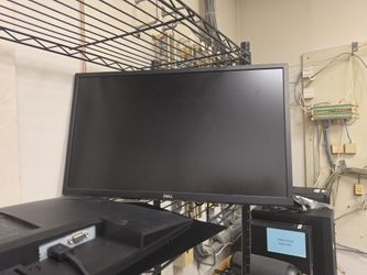 Dell monitors with plugs