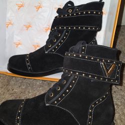 Louis VUITTON Wonderland Ankle Boots