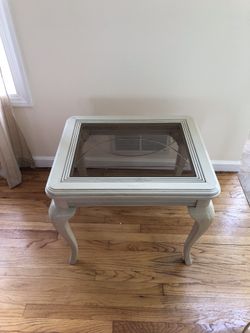 End table/coffee table- PRICE REDUCED!!!