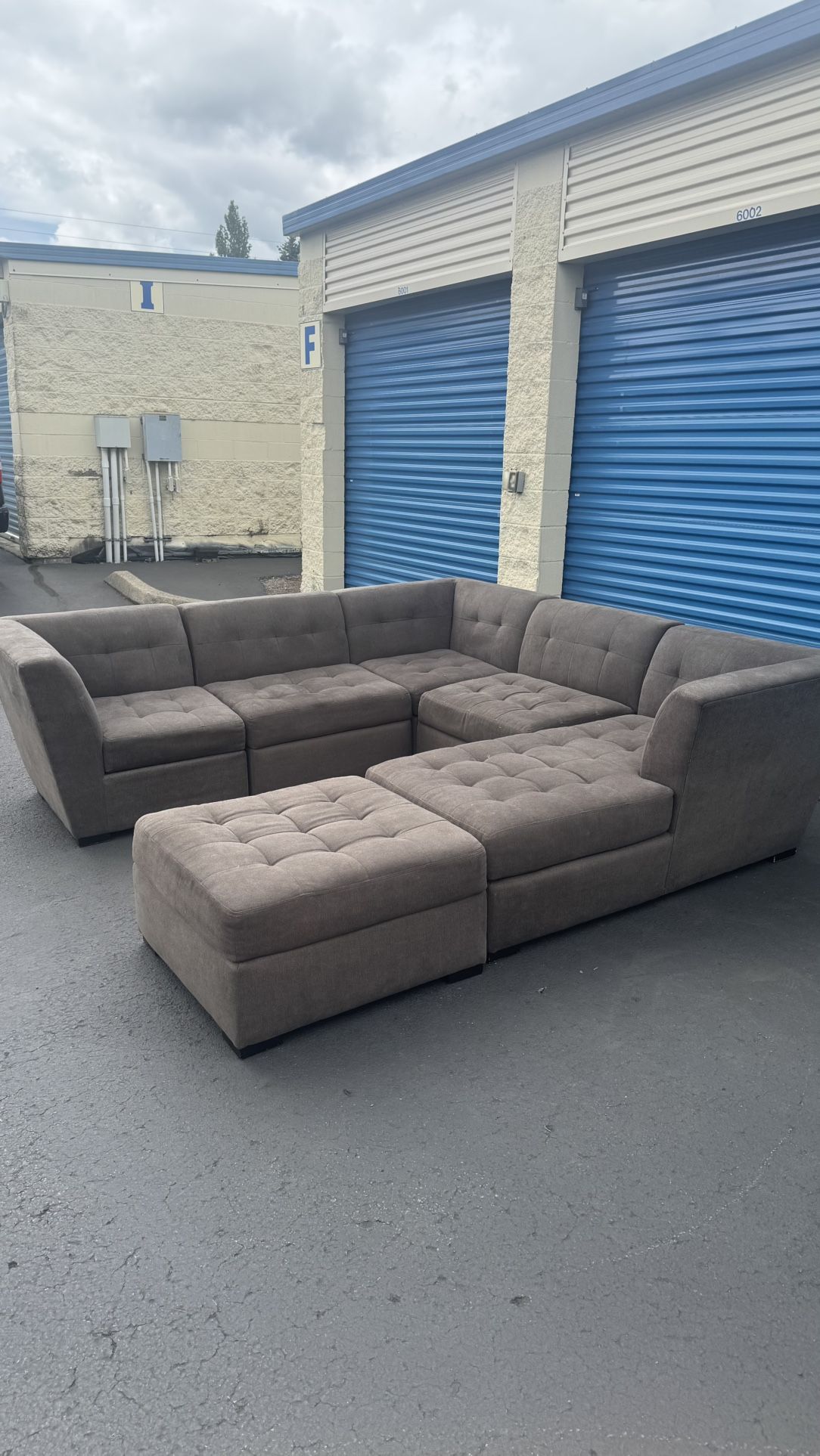 6pc Jonathan Louis Modular Sectional