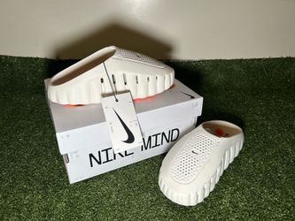 Nike Mind 001 Slides in Light Smoke
