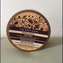 Spiced vanilla body scrub