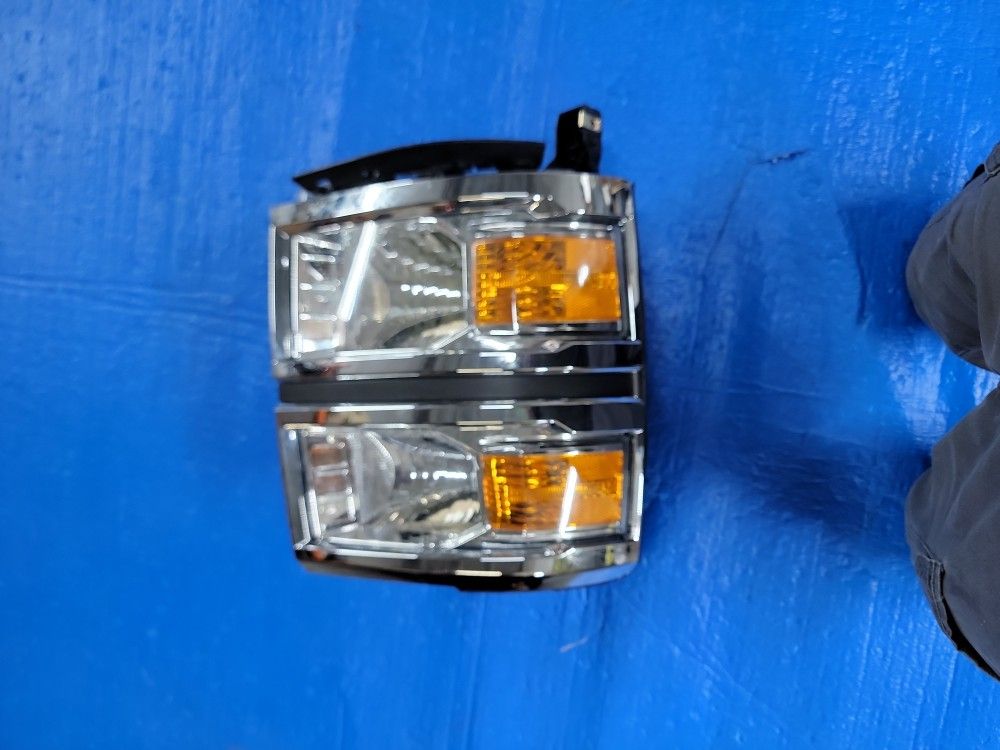 FOR 14-15 CHEVY SILVERADO 1500 CHROME HOUSING AMBER CORNER HEADLIGHT HEAD LAMPS