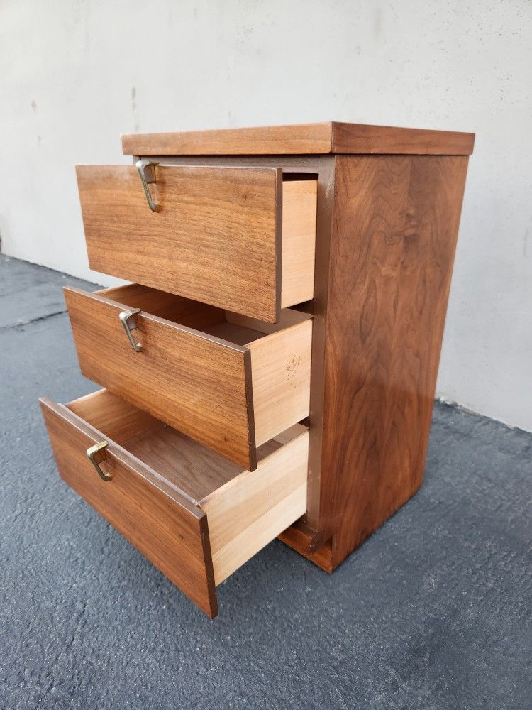 Mid Century End Table Nightstand