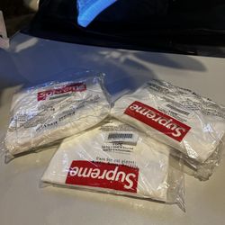 Supreme LA Box Logo Tshirt 