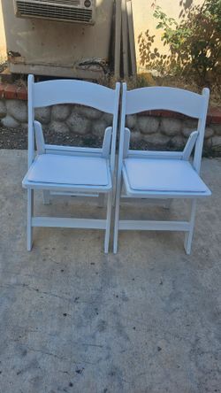 Sillas de resina carpas jumper mesas