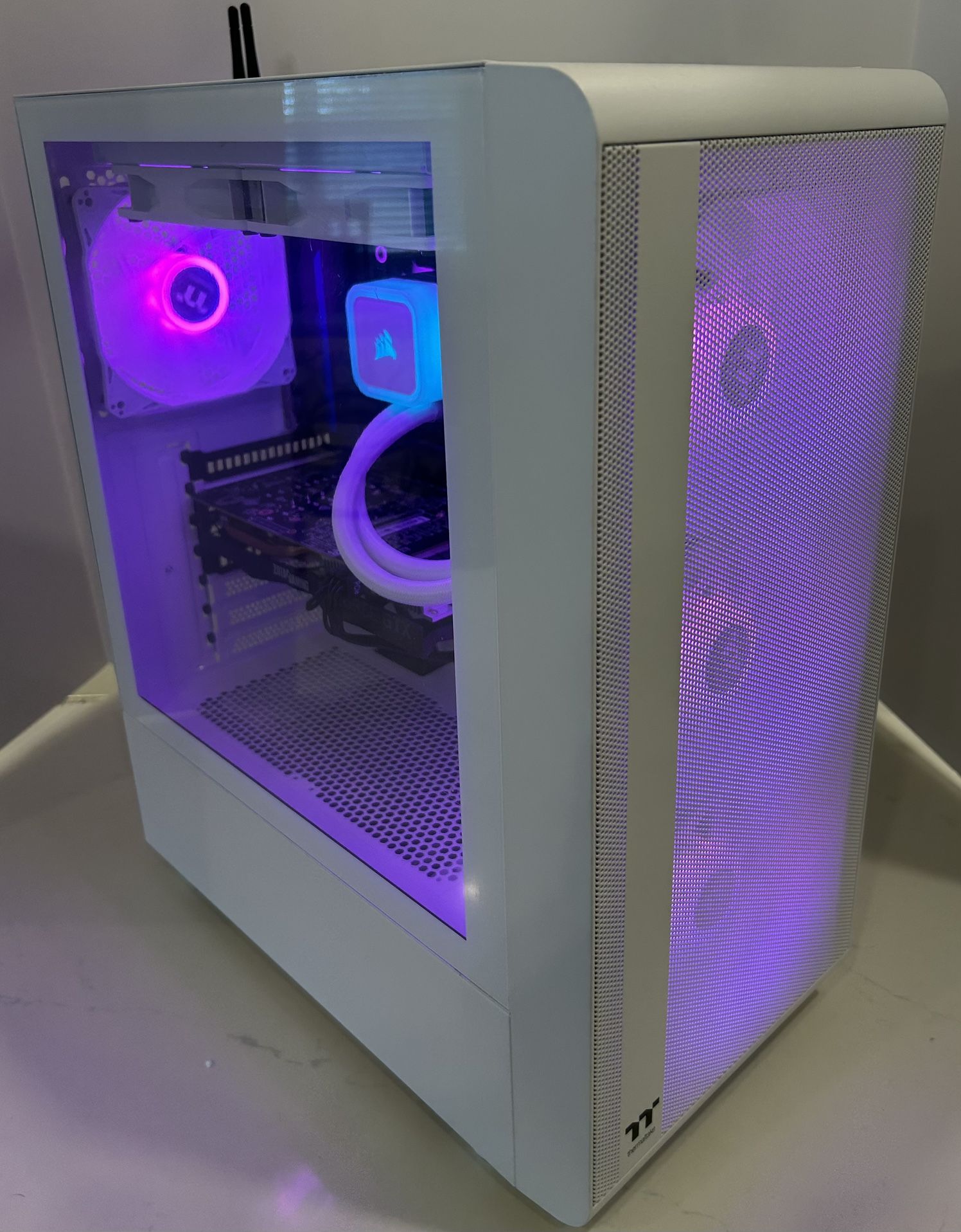 White & Black RGB Gaming Desktop PC (2025 Build) Windows 11, 1080p/Some 1440p