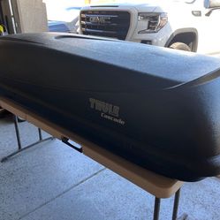 Thule Cascade 676 12cuft Rooftop Cargo Carrier Box + locks keys Yakima