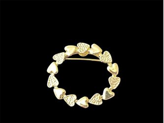 Vintage Gerry's Circle of Hearts Brooch Pin Valentine’s Day Gold Tone