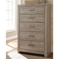 Ashley Furniture Culverbach chest of drawers