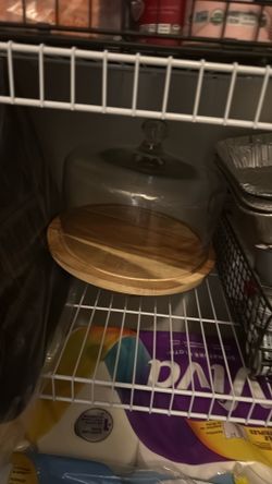 Cake stand