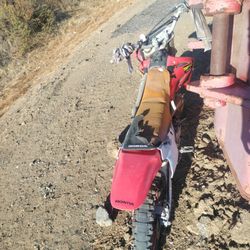 Honda Cr 85 Dirt Bike 