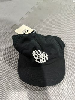 Reef 1984 Black Baseball Cap with Tags