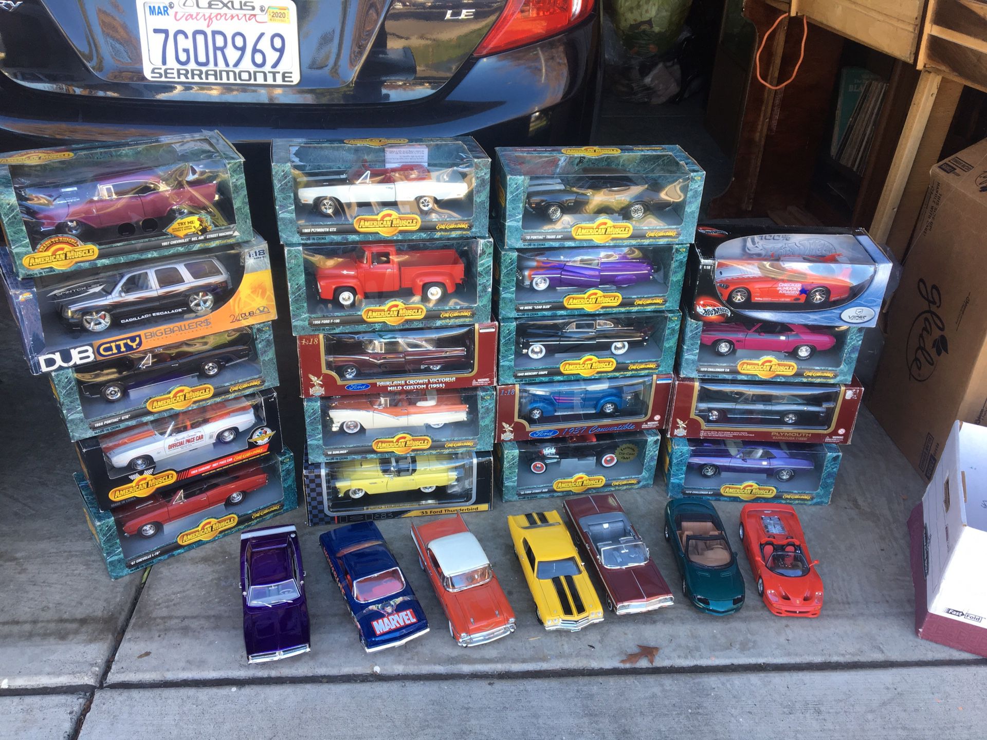 Die cast cars 1/18 scale great for collection or toy muscle cars