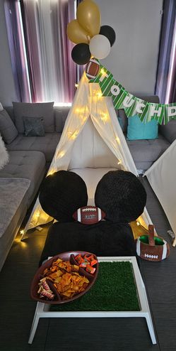🏈🧡💚💙Football TeePee Slumber Parties 💙💚🧡🏈