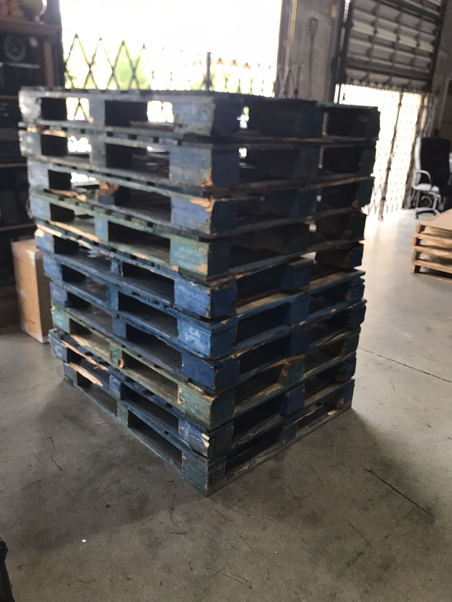 10 Blue Pallets Pallet