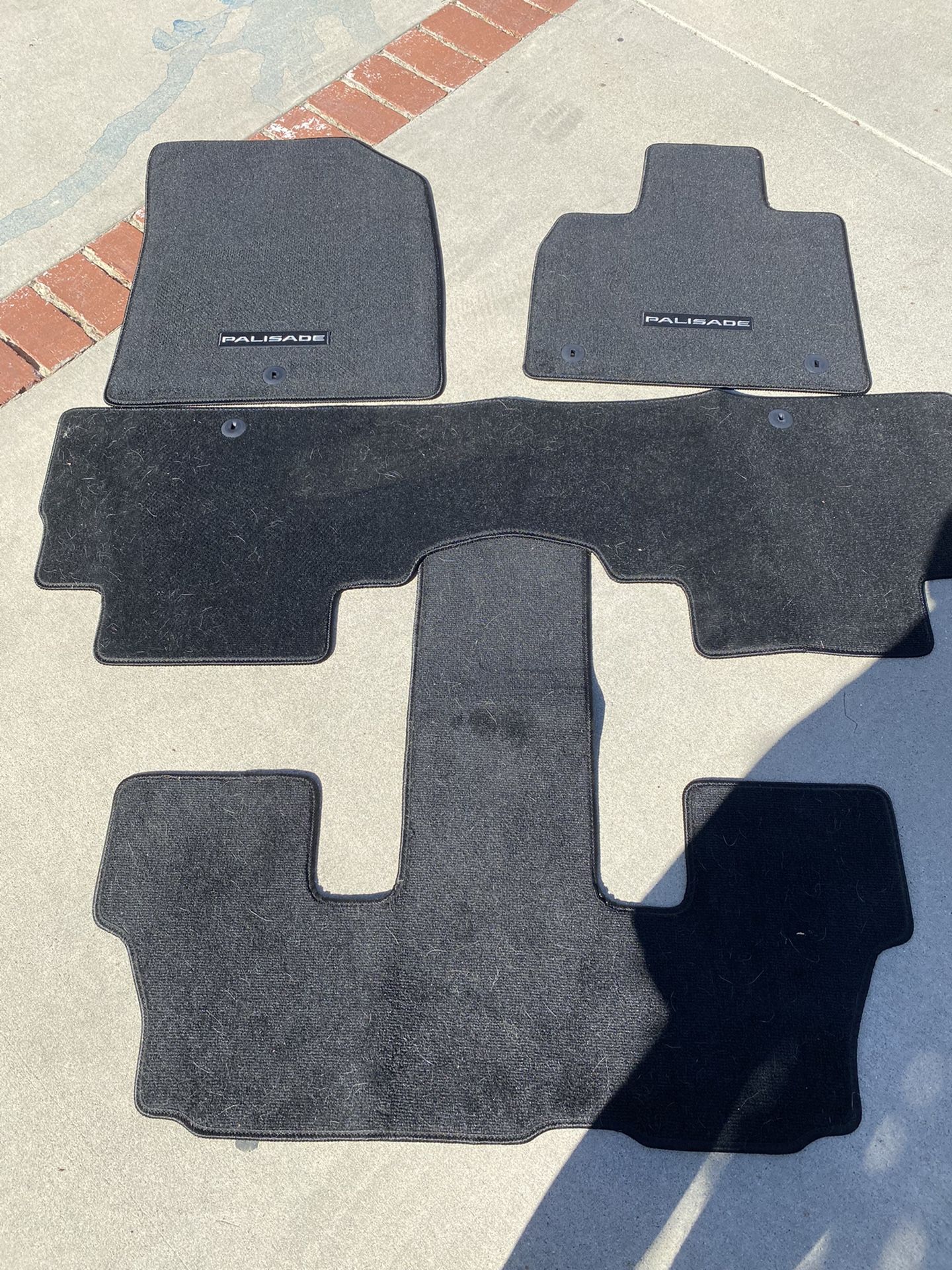  New Hyundai Palisade Carpeted Floor Mats!